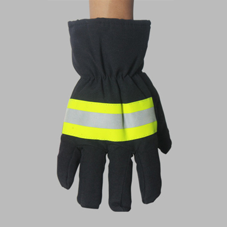Chinese Professional Leather Welding Gloves - Warm Winter Rescue Reflective Traffic Police Gloves – Red Sunshine detail pictures